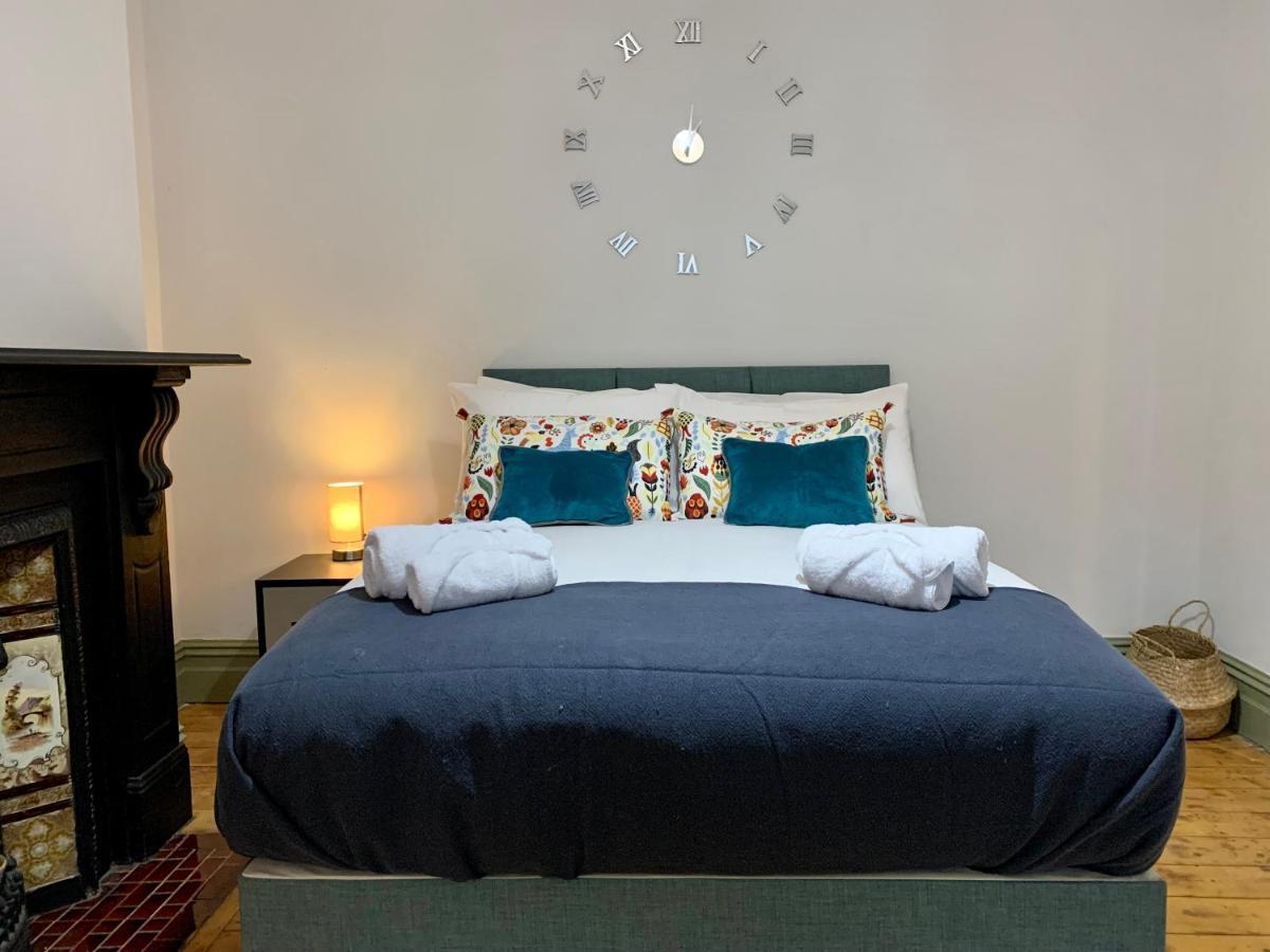 Stamer House By Yourstays, Stylish Quirky House, With 4 Double Bedrooms, Book Now! Stoke-on-Trent Екстер'єр фото