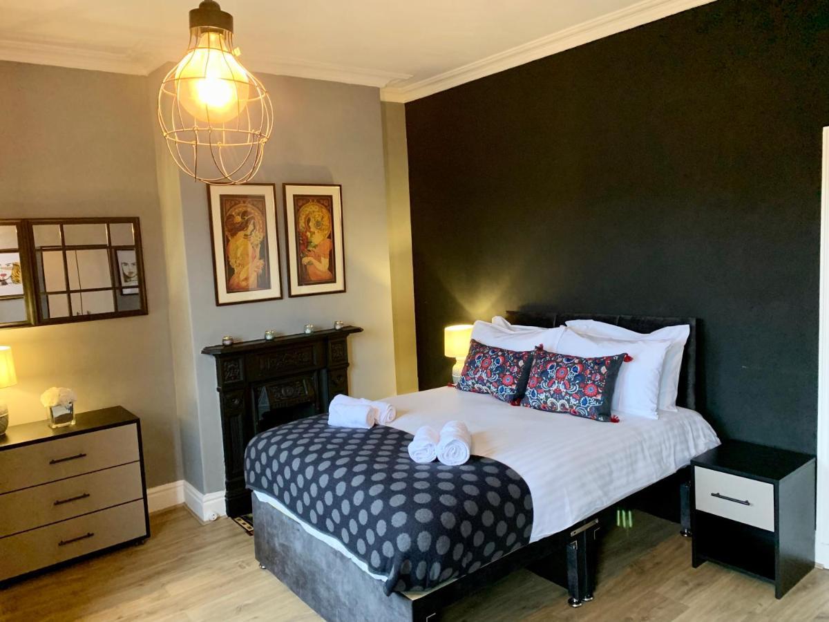 Stamer House By Yourstays, Stylish Quirky House, With 4 Double Bedrooms, Book Now! Stoke-on-Trent Екстер'єр фото