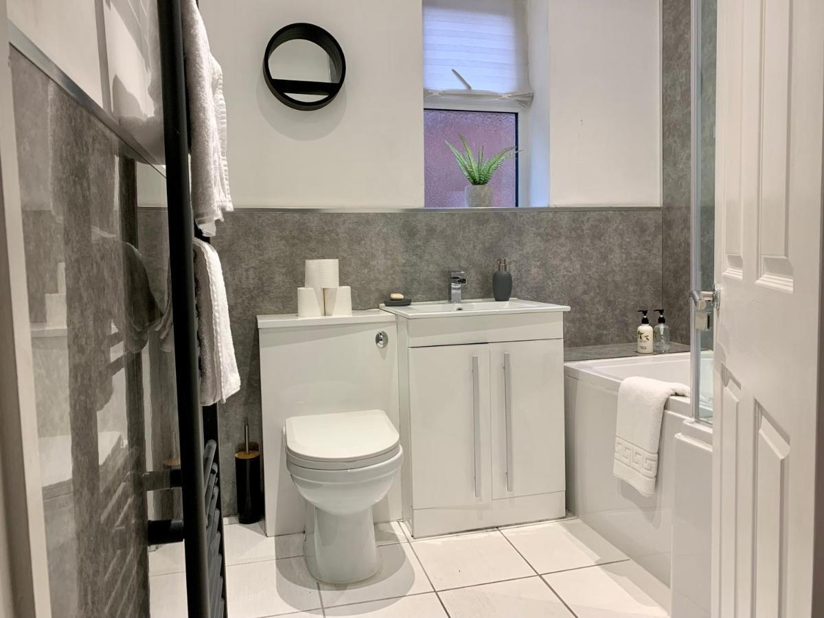 Stamer House By Yourstays, Stylish Quirky House, With 4 Double Bedrooms, Book Now! Stoke-on-Trent Екстер'єр фото