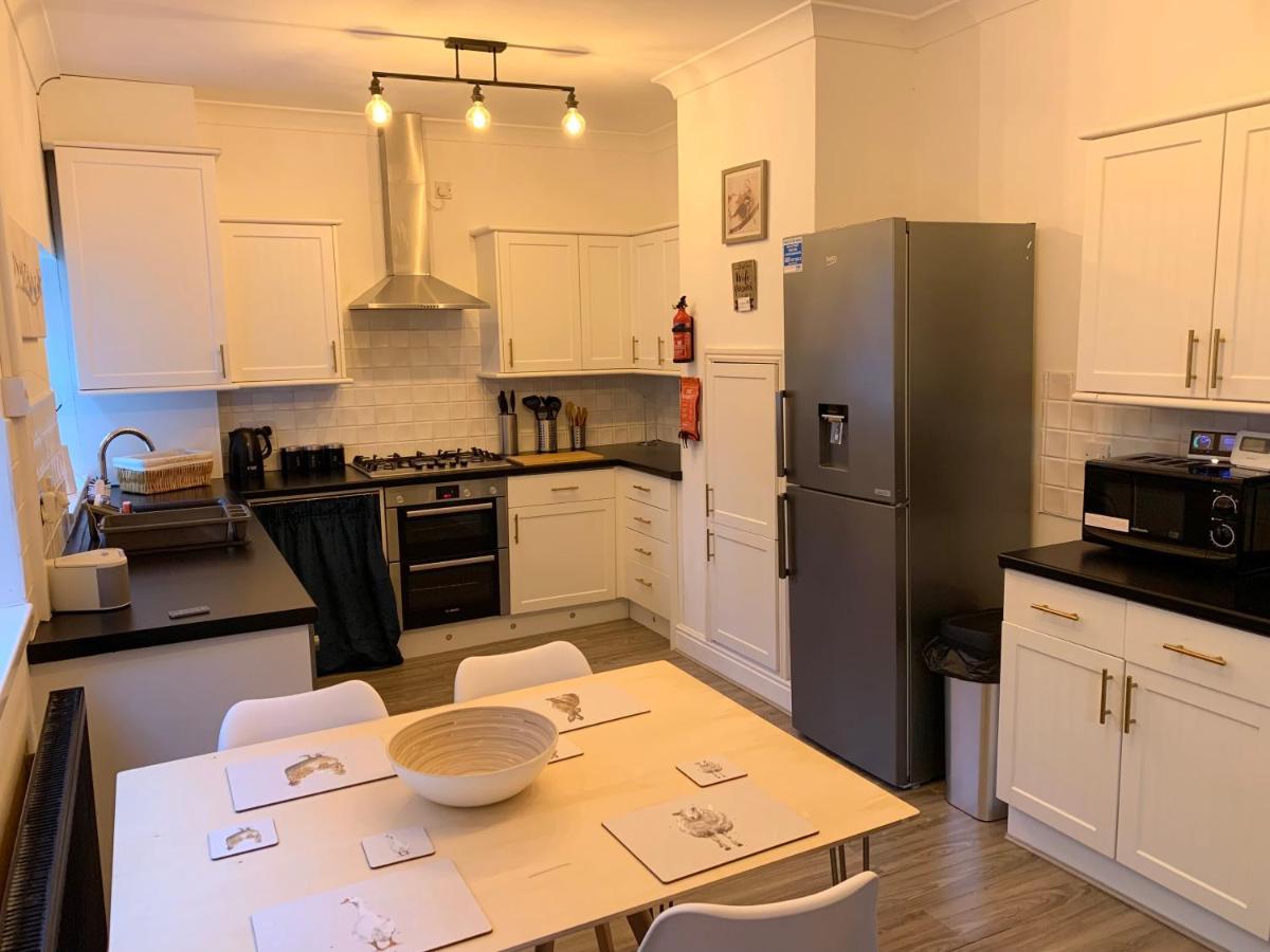 Stamer House By Yourstays, Stylish Quirky House, With 4 Double Bedrooms, Book Now! Stoke-on-Trent Екстер'єр фото