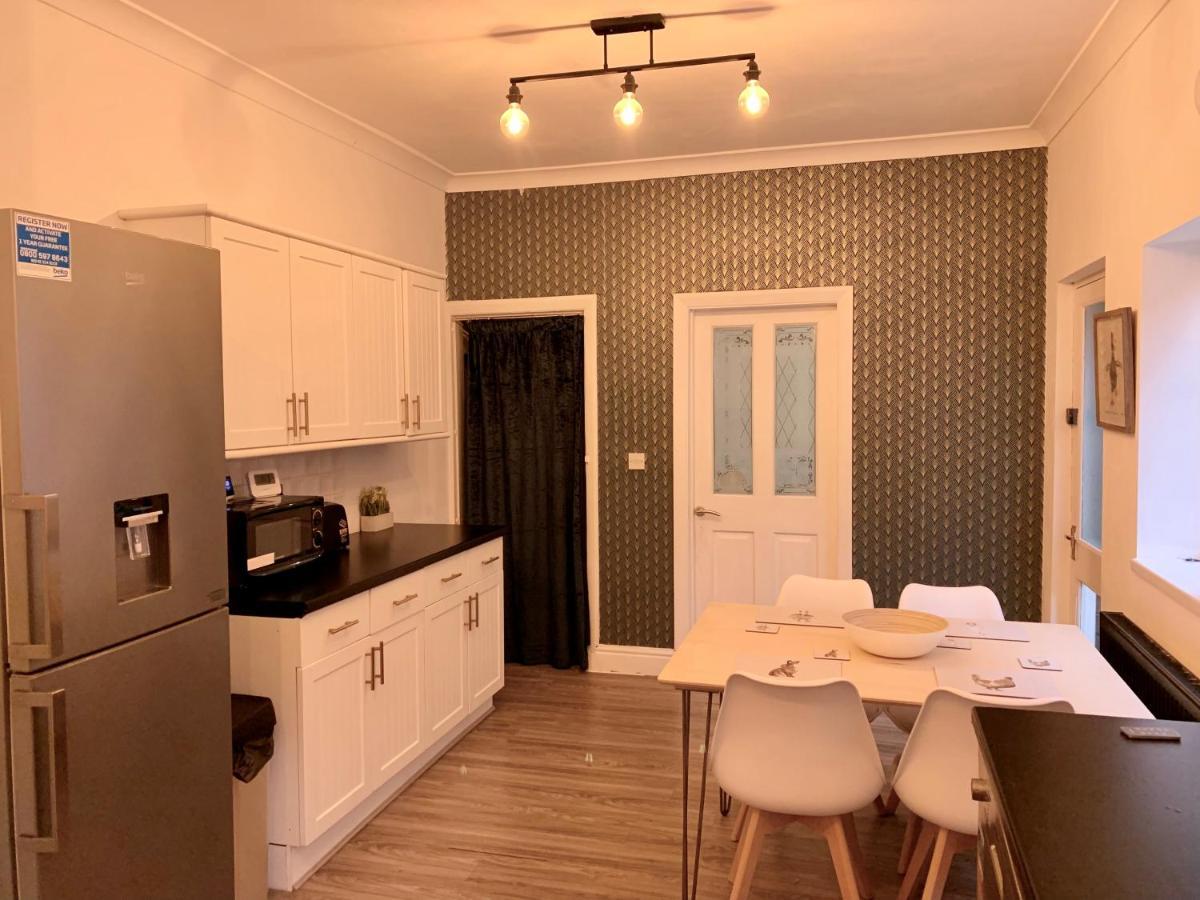Stamer House By Yourstays, Stylish Quirky House, With 4 Double Bedrooms, Book Now! Stoke-on-Trent Екстер'єр фото
